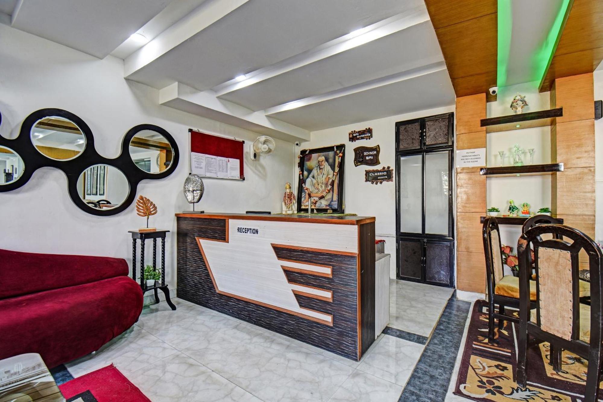 Townhouse Classio Suites Shirdi Exterior photo