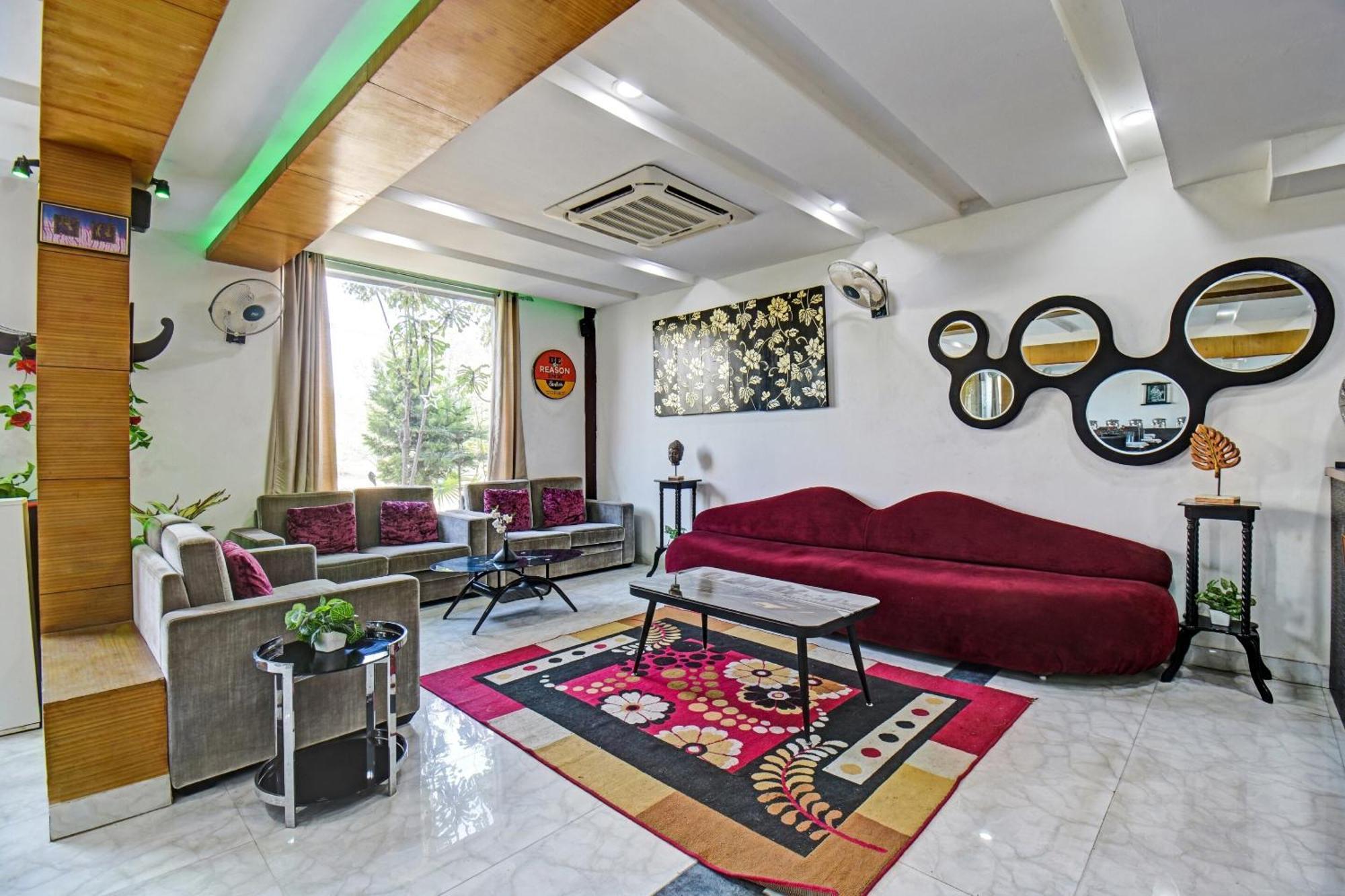 Townhouse Classio Suites Shirdi Exterior photo